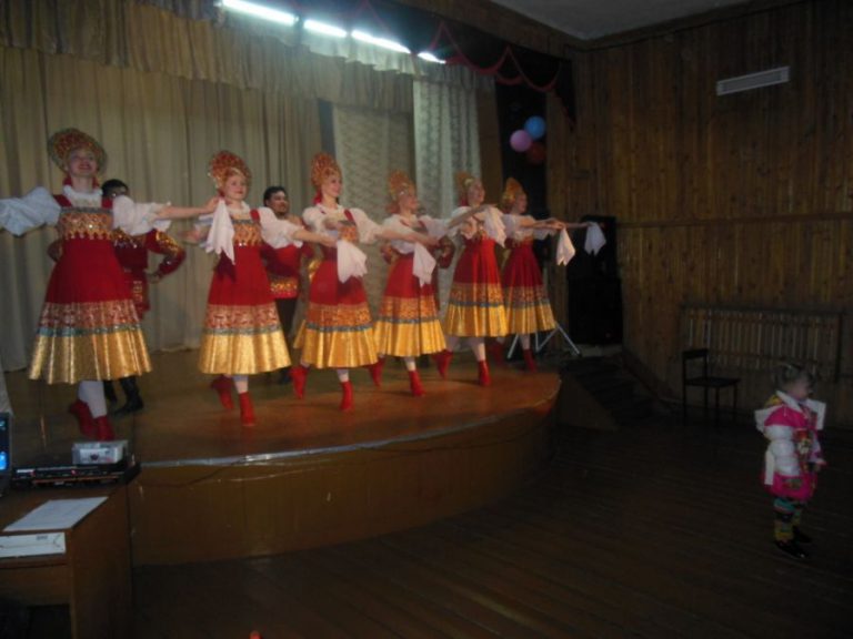 Концерт творческих коллективов колледжа культуры  для жителей посёлка Волочаевка – 2