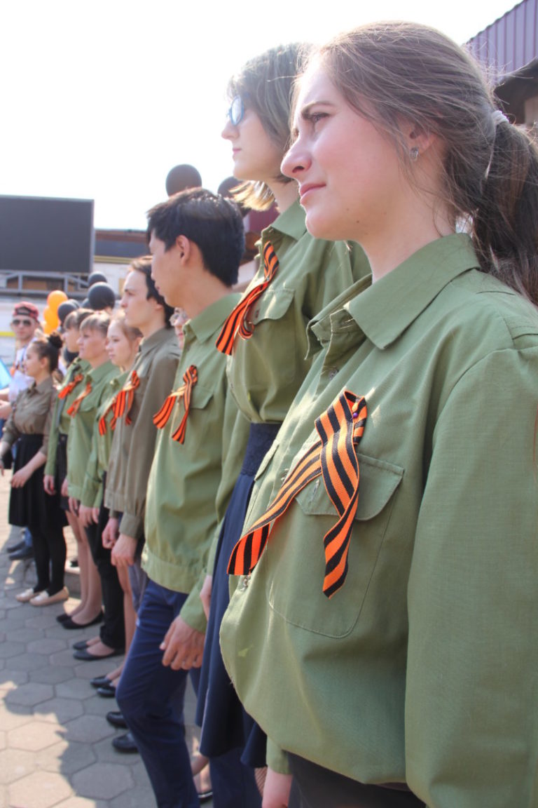 Студенты колледжа приняли участие во Всероссийской акции «Георгиевская ленточка»