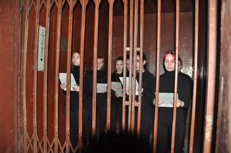 Участие студентов в театральном проекте «Публичное чтение Солженицына. Крохотки»