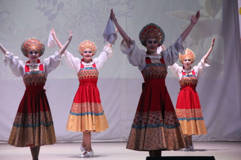 Отчетный концерт «Россия была, Россия есть, Россия будет!» ансамбля танца «Овация»