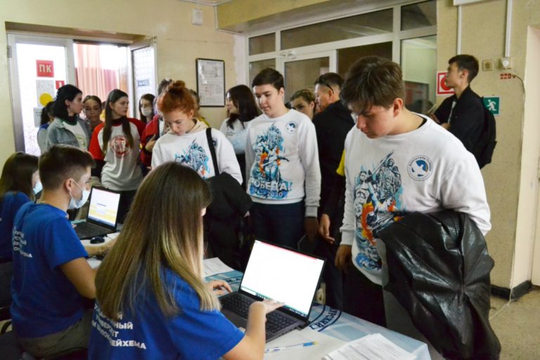 Волонтеры колледжа приняли участие в региональной площадке Всероссийского студенческого форума на базе ПГУ им. Шолом-Алейхема