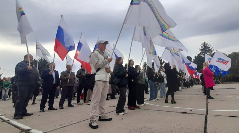 Митинг-концерт, посвящённый Дню воссоединения Донбасса и Новороссии с Россией